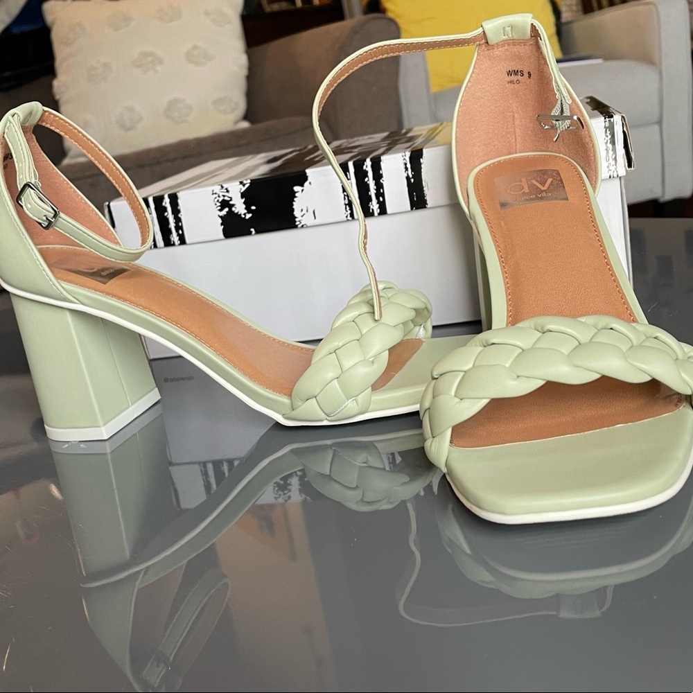BRAND NEW Dolce Vita dress sandals